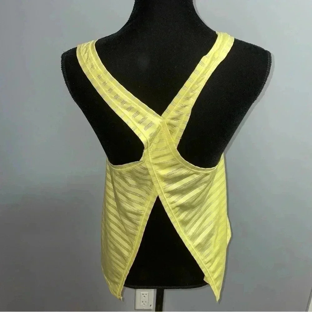 Zyia  - Lemon Nimbus Split Back Tank - Picture 6 of 8